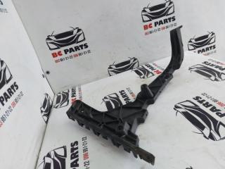 Направляющая бампера задняя правая Q5 2016 3.0