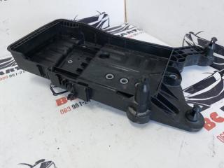 Подставка под аккумулятор Audi Q3 83A 2.0 Подставка под аккумулятор Audi Q3 83A 2.0