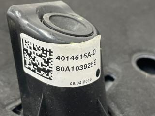 Декоративная крышка двигателя Q5 2019 2.0