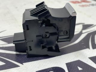 Кнопка стояночного тормоза Q5 2019 2.0