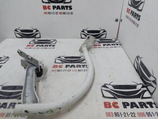 Петля крышки багажника правая Volkswagen Passat CC 2.0