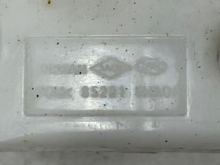 Направляющая бампера задняя левая Nissan Rogue T32 QR25 2.5