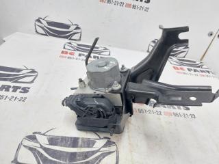 Блок ABS Nissan Sentra B17 1.8 Блок ABS Nissan Sentra B17 1.8