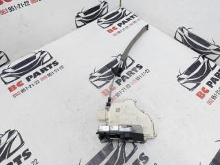 Замок боковой двери задний левый Audi Q5 2019