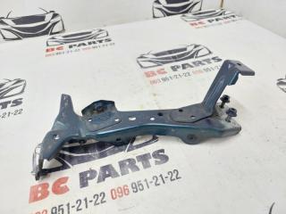 Кронштейн крыла передний левый Audi A3 2.0