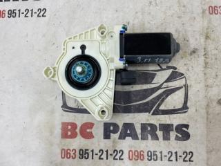 Мотор стеклоподъемника задний правый Q5 2017 2.0