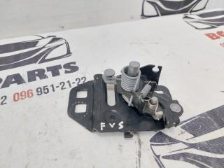Замок капота правый Ford Fusion 2012-2020