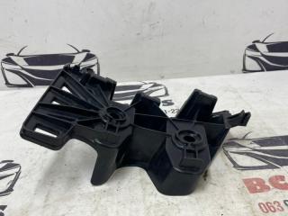 Направляющая бампера задняя левая Atlas 2016-2024 3.6