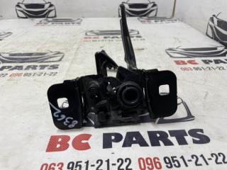 Замок капота Bolt EV 2023