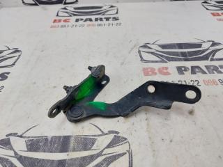 Петля крышки багажника левая Nissan Rogue T32 QR25 2.5 Петля крышки багажника левая Nissan Rogue T32 QR25 2.5