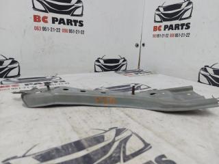 Кронштейн замка капота Nissan Sentra B17 1.8 Кронштейн замка капота Nissan Sentra B17 1.8