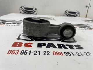 Подушка двигателя правая Nissan Rogue T32 QR25 2.5 Подушка двигателя правая Nissan Rogue T32 QR25 2.5