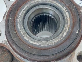 Ступица передняя Nissan Rogue T32 QR25 2.5 Ступица передняя Nissan Rogue T32 QR25 2.5
