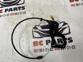 Ручка открывания капота Nissan Rogue T32 QR25 2.5 Ручка открывания капота Nissan Rogue T32 QR25 2.5