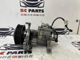 Насос гидроусилителя руля 7 2008-2015 F02 4.4