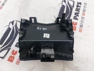 USB разъем Nissan Rogue T32 QR25 2.5 USB разъем Nissan Rogue T32 QR25 2.5