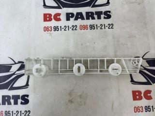 Направляющая бампера передняя правая Nissan Rogue T32 QR25 2.5