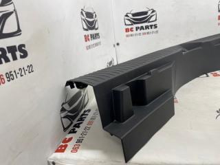 Накладка на порог багажника Nissan Rogue T33 2.5 Накладка на порог багажника Nissan Rogue T33 2.5