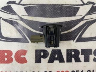 Датчик парковки задний Nissan Rogue T32 QR25 2.5 Датчик парковки задний Nissan Rogue T32 QR25 2.5