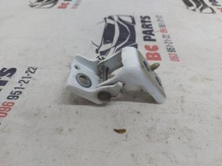 Петля двери передняя правая Peugeot 301 1.6