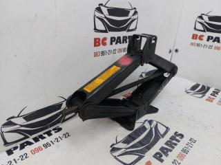 Домкрат Nissan Rogue T32 2.5 Домкрат Nissan Rogue T32 2.5