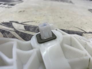 Крепление бампера заднее правое Kicks 2022 1.6