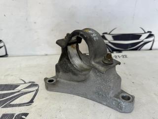 Кронштейн полуоси передний правый CX-5 2018 2.5