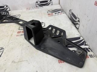 Крепление бампера заднее Mazda 3 2.5