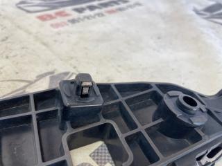 Направляющая бампера передняя правая RX 350 2012 3.5