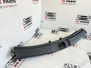Накладка замка багажника Honda CR-V 1.5 Накладка замка багажника Honda CR-V 1.5