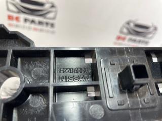 Направляющая бампера задняя правая Rogue 2021 T33 2.5 Направляющая бампера задняя правая Rogue 2021 T33 2.5
