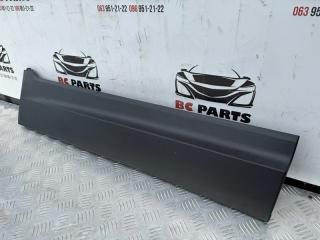 Накладка двери задняя правая Honda Pilot 3.5