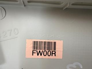 Накладка центральной стойки правая EV6 2023