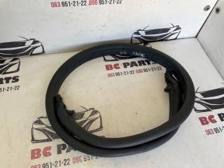 Уплотнитель кузова передний Dodge Durango 2018