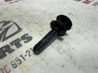 Крепление радиатора левое Kicks 2022 1.6