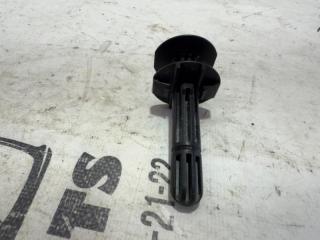 Крепление радиатора левое Nissan Kicks 1.6