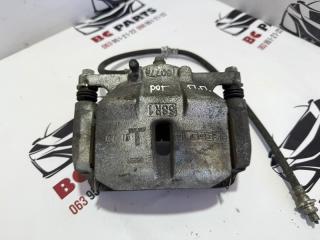 Суппорт тормозной передний правый Nissan Rogue 2013-2020