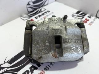 Суппорт тормозной передний левый Nissan Rogue 2013-2020
