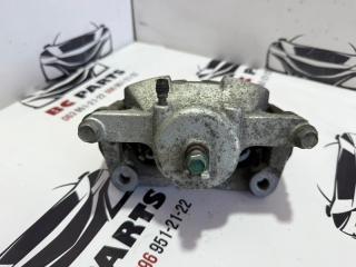 Суппорт тормозной передний левый Rogue 2013-2020 T32