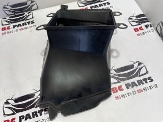 Воздухозаборник левый Q7 2017 4M 3.0