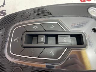 Плафон подсветки салона Q7 2017 4M 3.0