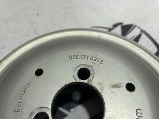 Шкив помпы Q7 2017 4M 3.0