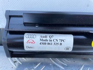 Шторка багажника Q7 2017 4M 3.0