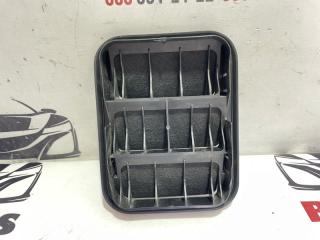 Решетка вентиляционная задняя Rogue 2021 T33 2.5