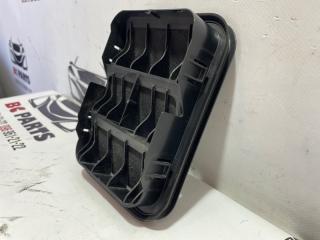 Решетка вентиляционная задняя Rogue 2021 T33 2.5