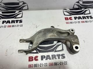 Крепление амортизатора переднее правое Audi Q7 2017 Б/У Крепление амортизатора переднее правое Audi Q7 2017