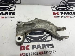 Крепление амортизатора переднее левое Audi Q7 2017 Б/У Крепление амортизатора переднее левое Audi Q7 2017