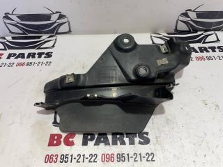 Брызговик задний левый Audi Q7 2017 Б/У Брызговик задний левый Audi Q7 2017