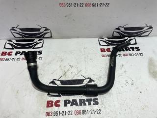 Патрубок системы охлаждения Audi Q7 2017