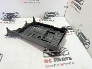 Подставка под аккумулятор Tiguan 2020 2.0